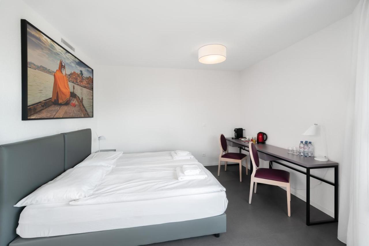 The Freddie Mercury Hotel مونترو المظهر الخارجي الصورة
